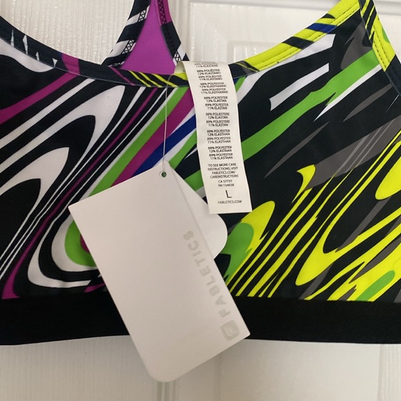 FABLETICS Reversible top - Picture 10 of 11